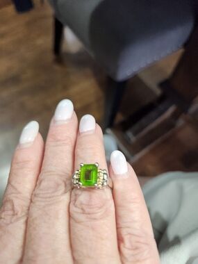 Green Gemstone Cocktail Ring - Women's 925 Silver-Tone